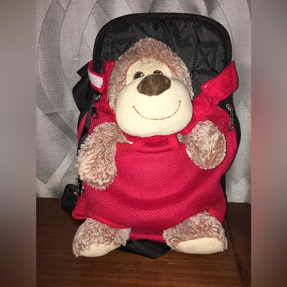 NWOT Pet Shoulder Front/Backpack Dog Carrier (Red)